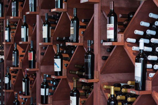 Wine Store Lakewood Ranch - Sarasota - Fine Wine and Tastings on Main